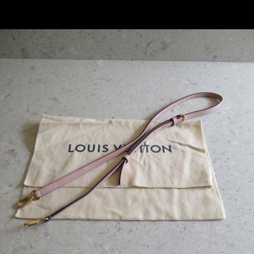 ♡♡♡ Pink Top Handle Monogram Satchel - Picture 8 of 14